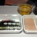 ハワイアン航空の機内食の写真